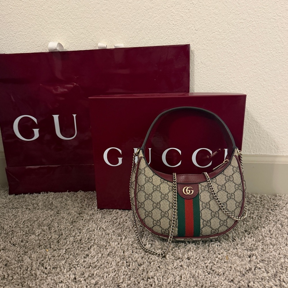 Gucci Beige and Burgundy Shoulder Bag